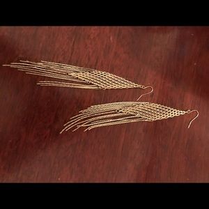 Gold chain dangly earrings